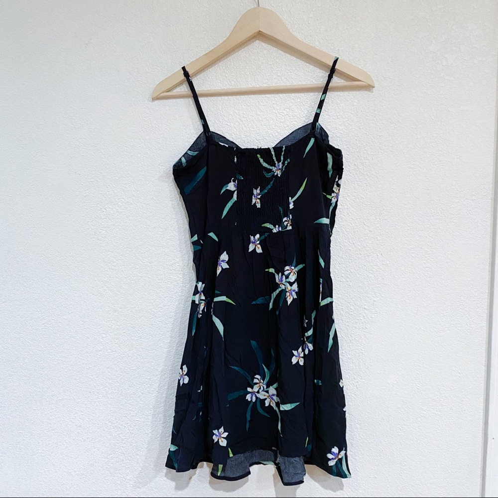 Cotton On tropical sweetheart floral cami dress - Picture 2 of 3
